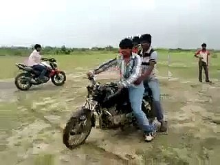Indian Pie Try To Stunt But Failed-1JFUy3A9HRQ