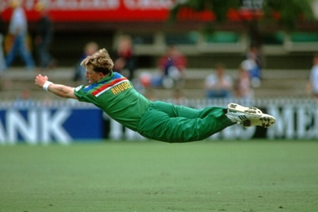Young Tendulkar vs Young Jonty Rhodes Let See Who Win's