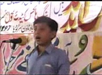 beautiful Taqreer by a boy in a school