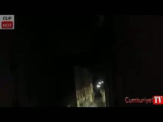 Paris’teki canlı bombanın kendisini patlattığı an kamerada