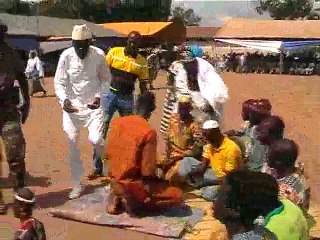 CHABI SIKA Karimou (CSK) accueilli en triomphe à Savè (5ème Partie)