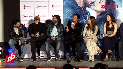 Shah Rukh Khan plays it SMART while facing the media- Bollywood News