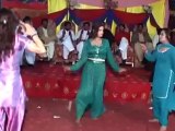 Desi Girls Dance On Pakistani Wedding HD