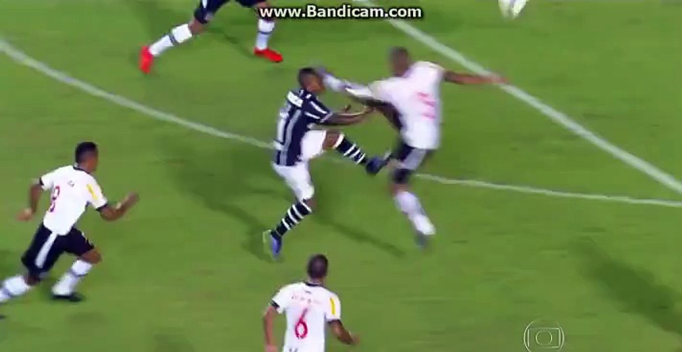 Vasco's Rodrigo sent off