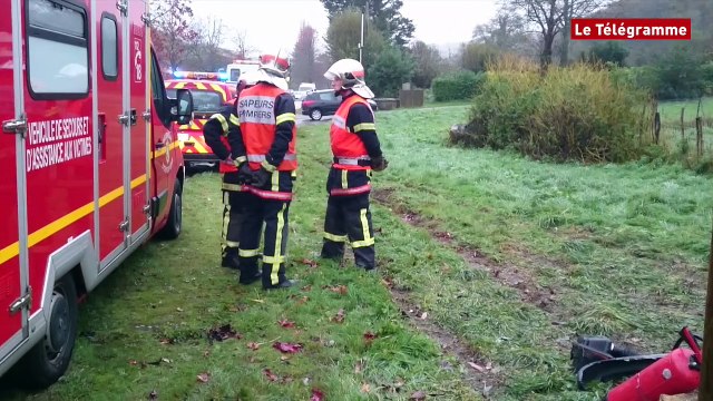 Châteaulin. La perte de contrôle finit sur le toit