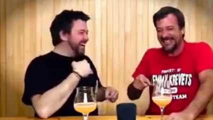 Пиво с гелием. Немцы прикалываются. Мужики угорают от своего голоса!