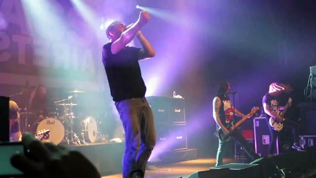 Chauny: Anorak & Mass Hysteria au Forum (Picardie Mouv)