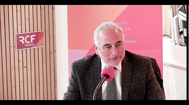 Georges Képénékian Dans cette fête il y a deux volets: la référence au 8 décembre et une façon d'être ensemble