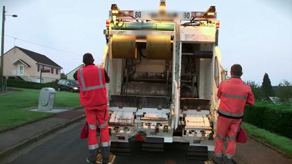 Conductrice de matériel de collecte - Beau travail