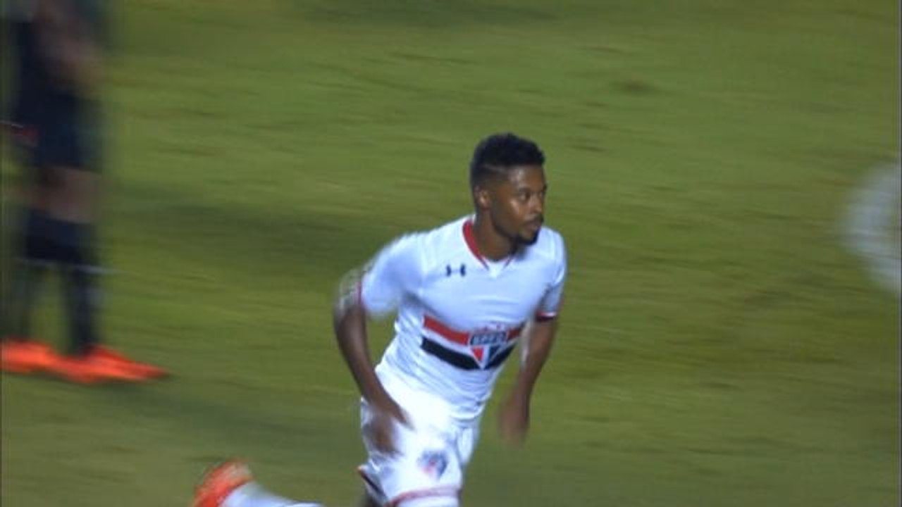Brésil - Le sublime enchaînement de Michel Bastos