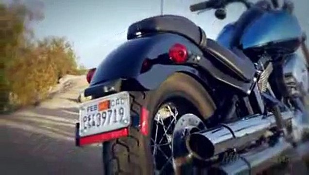 2011 Harley Blackline Review - Harleys latest bad boy goes barely legal