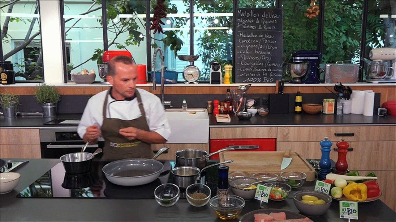 Carré de veau, mitonnée de légumes de saison et de pommes et panais darphin