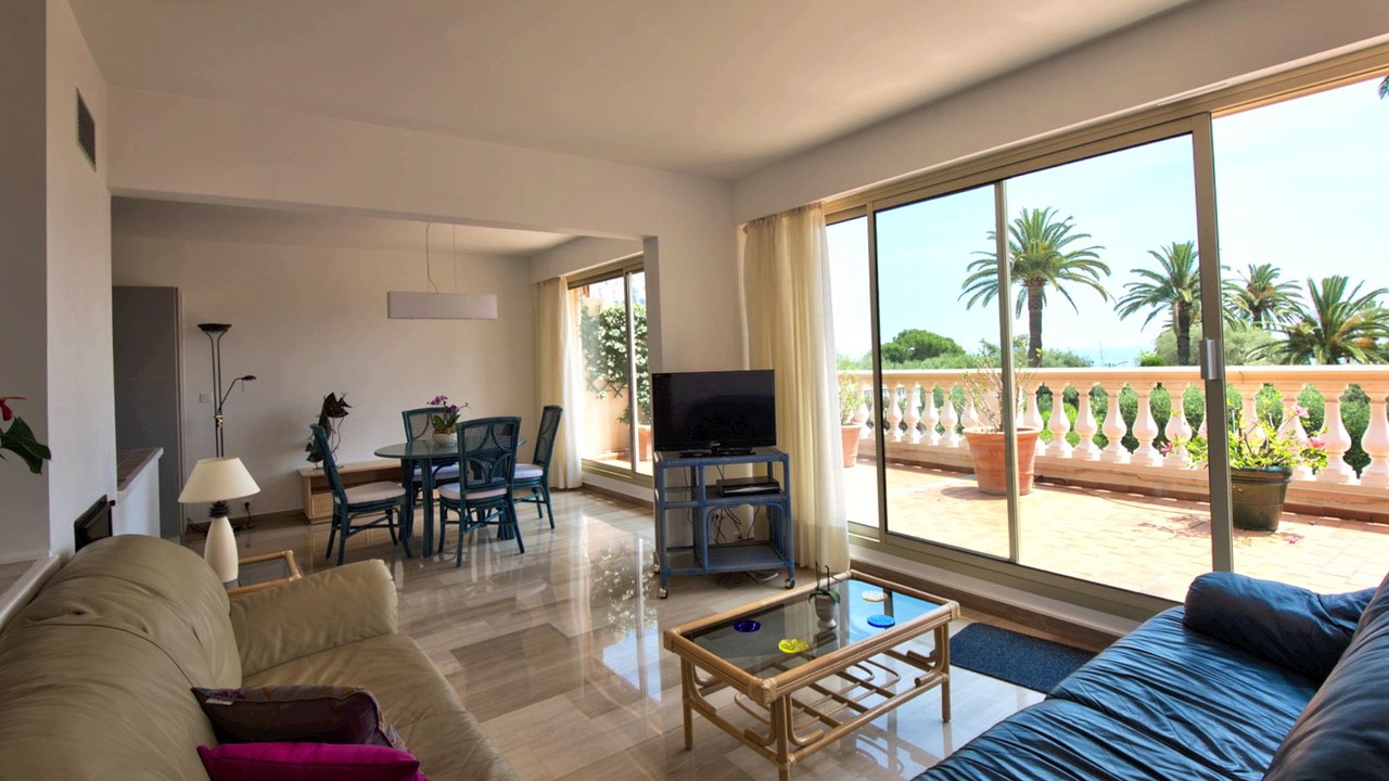 Beaulieu-Sur-Mer - Vente Appartement 108m² - Terrasse 52m² - Piscine - Calme - Proche plages