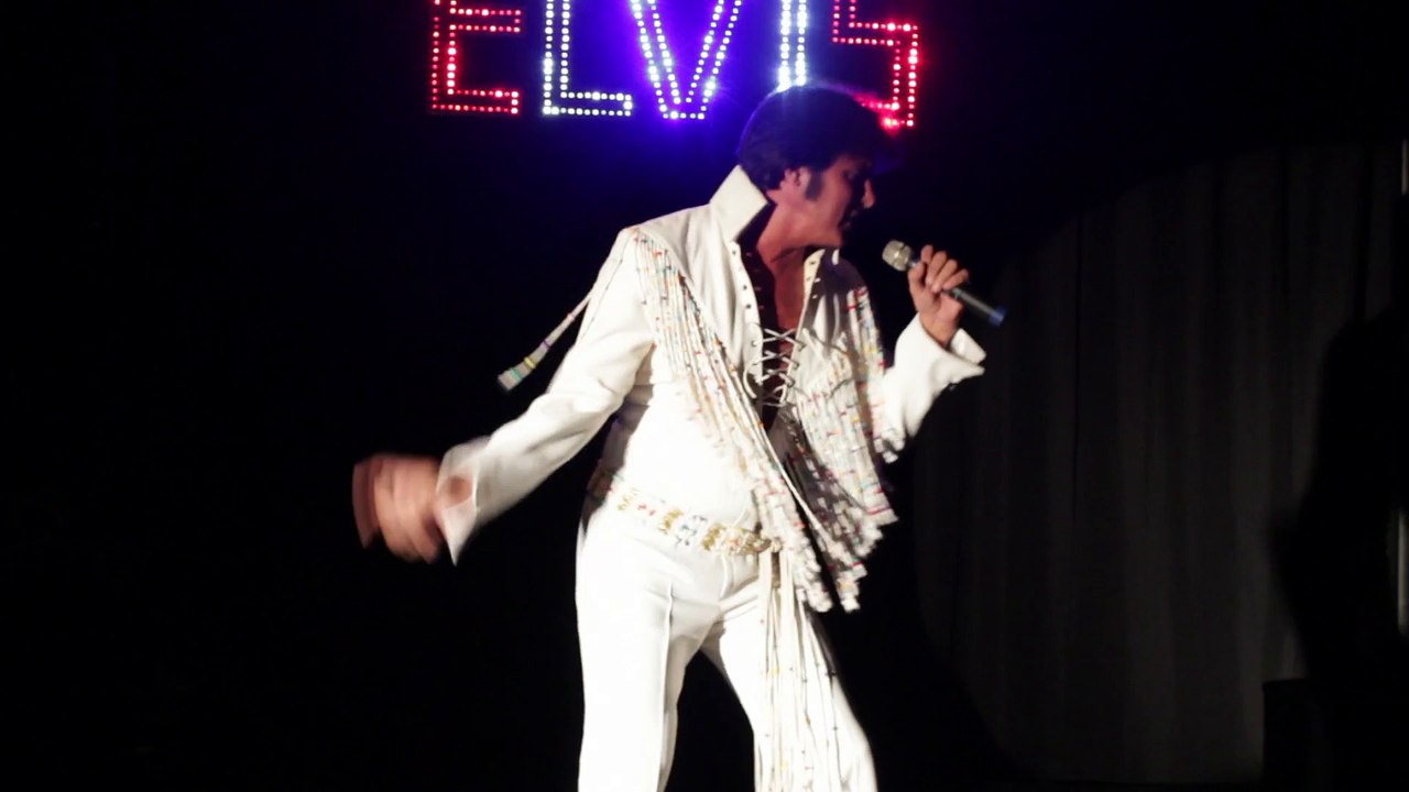 Terry Padgett sings 'Johnny B Goode' Sheffield Remembers 2014