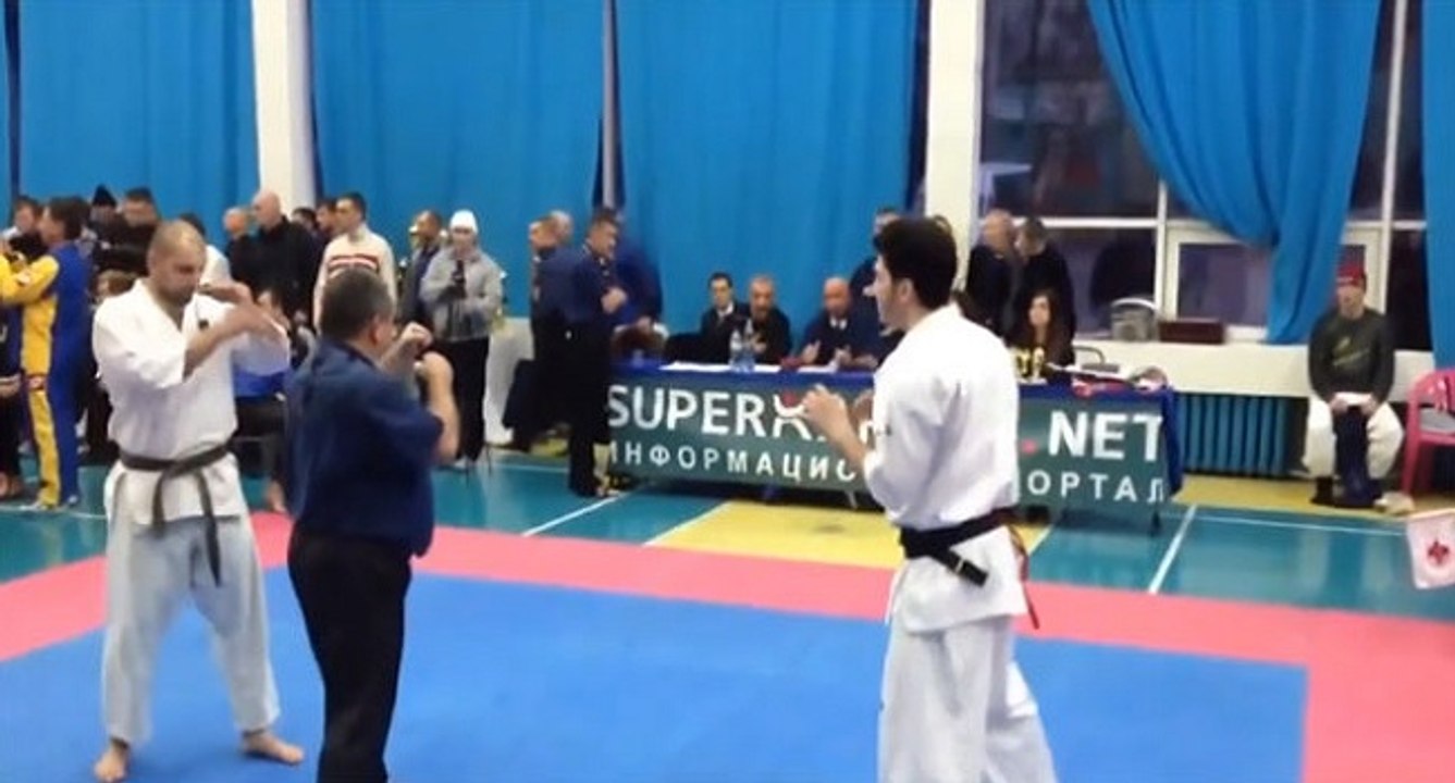 Combat de karaté de 3 secondes