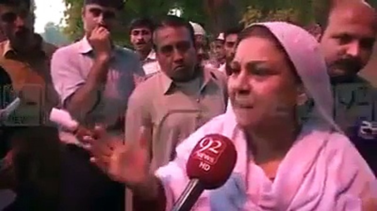 How Punjab Police Officer Misbehave with Beautiful Girl