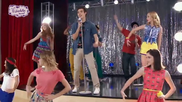 Violetta 3 English: Leon sings Love is in the air Ep.13