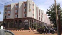 Termina la operación de desalojo de rehenes del hotel en Bamako con 20 muertos