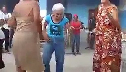 Teyzede yaş 70 iş bitmemiş..