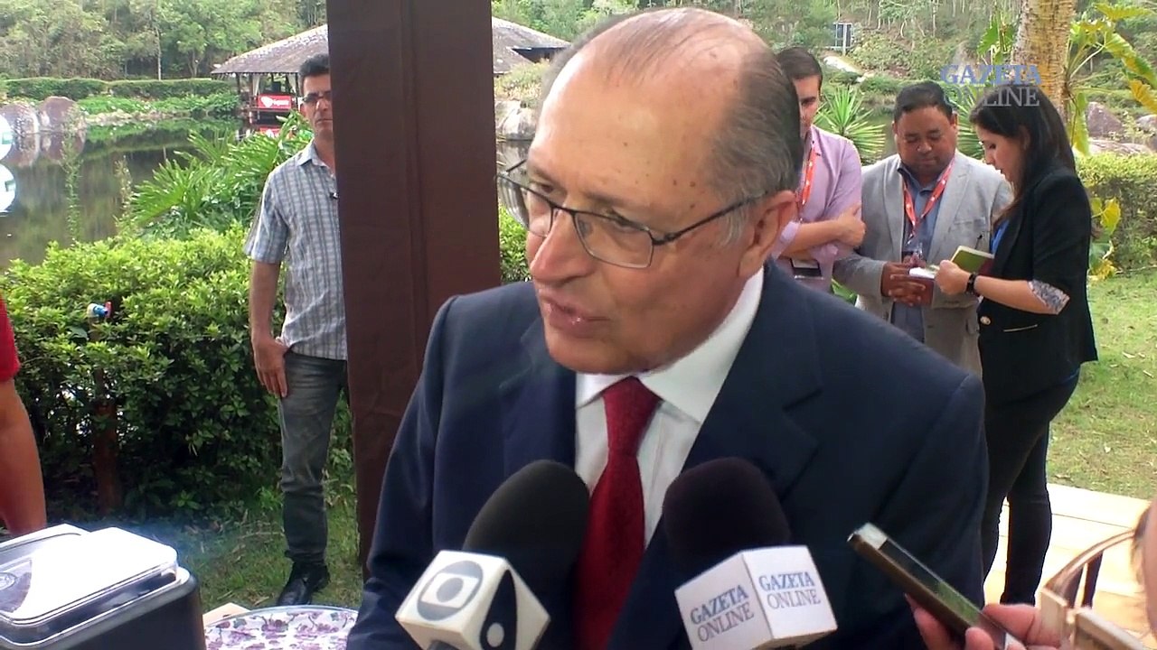 Governador de São Paulo Geraldo Alckmin fala em...
