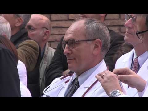 Roma - Renzi all'inaugurazione del Pronto Soccorso dell’Ospedale Santo Spirito (20.11.15)