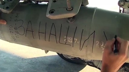 Les russes dédicacent leurs bombes en hommage à Paris