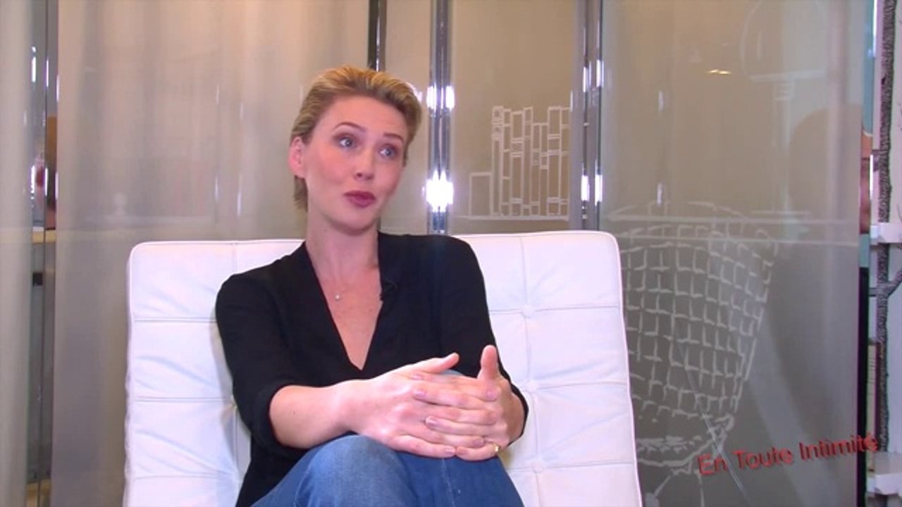 Exclu Vidéo : En toute intimité : Lucie Mariotti : "Il y a eu des relations charnelles dans La villa des coeurs brisés ! "