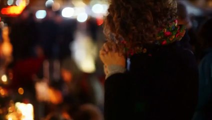 Hommages aux victimes à Paris, une semaine après les attentats