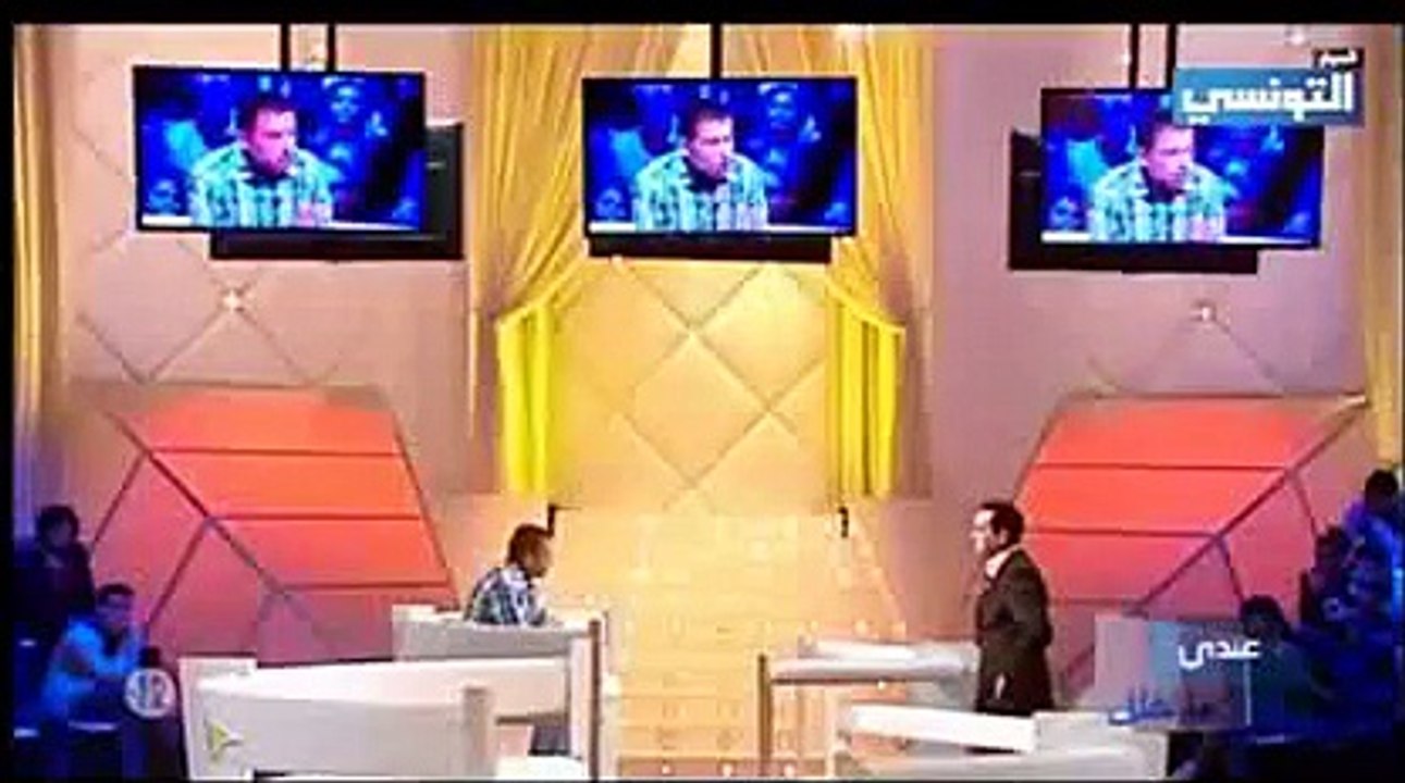 لا حول ولا قوة الا بالله شد مرتو بالكمشة ويحب يرجعها شنوا رايكم