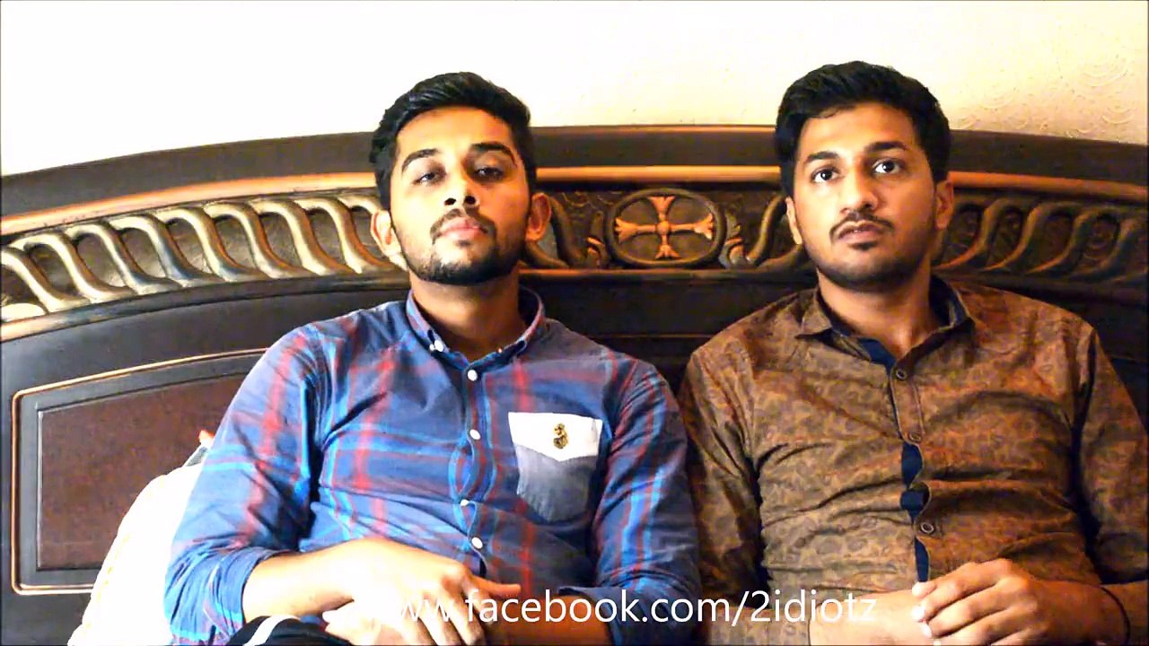 Use Of TV Remote In Pakistan By 2 Idiots