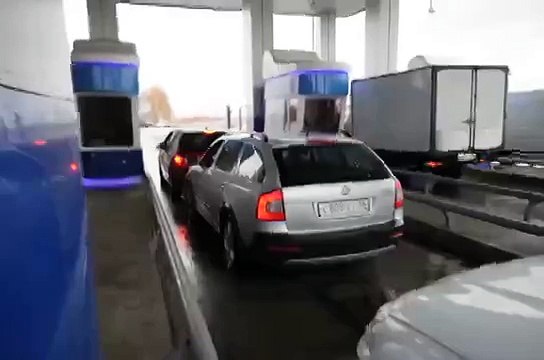 Воронежский автомобилист показал, как не платить за проезд по платному участку