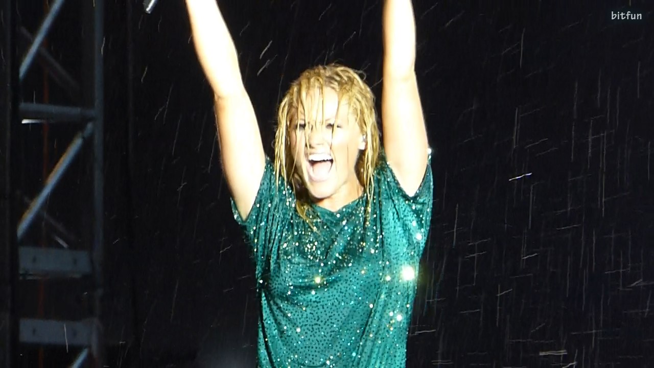 Helene Fischer Stadion Tournee Berlin 05.07.2015 Atemlos im Regen