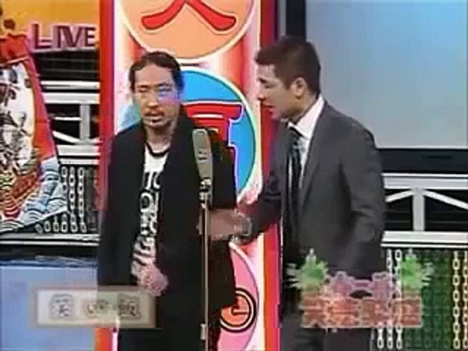 笑い飯 漫才まとめ【宇宙戦争短編、宇宙戦争長編】