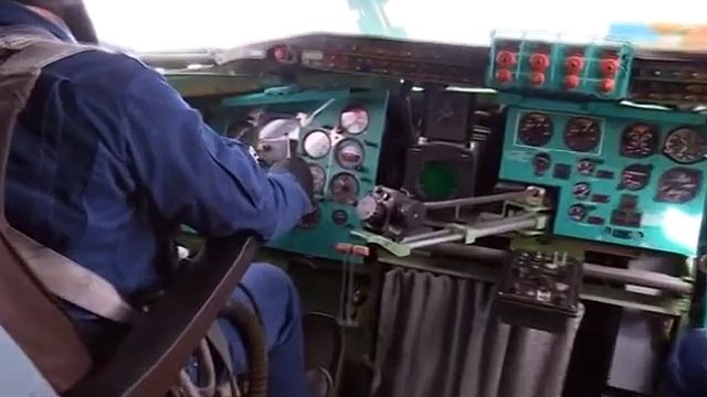 Нанесение удара крылатыми ракетами стратегическим ракетоносцем Ту-95МС по объектам ИГИЛ