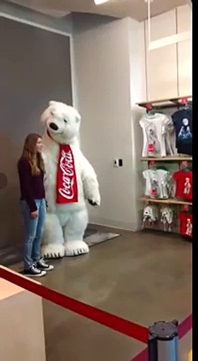 La mascotte Coca-Cola au musée World of Coca-Cola