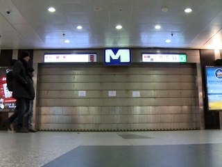 Dans Bruxelles en alerte maximale, pagaille dans les transports et rues vides