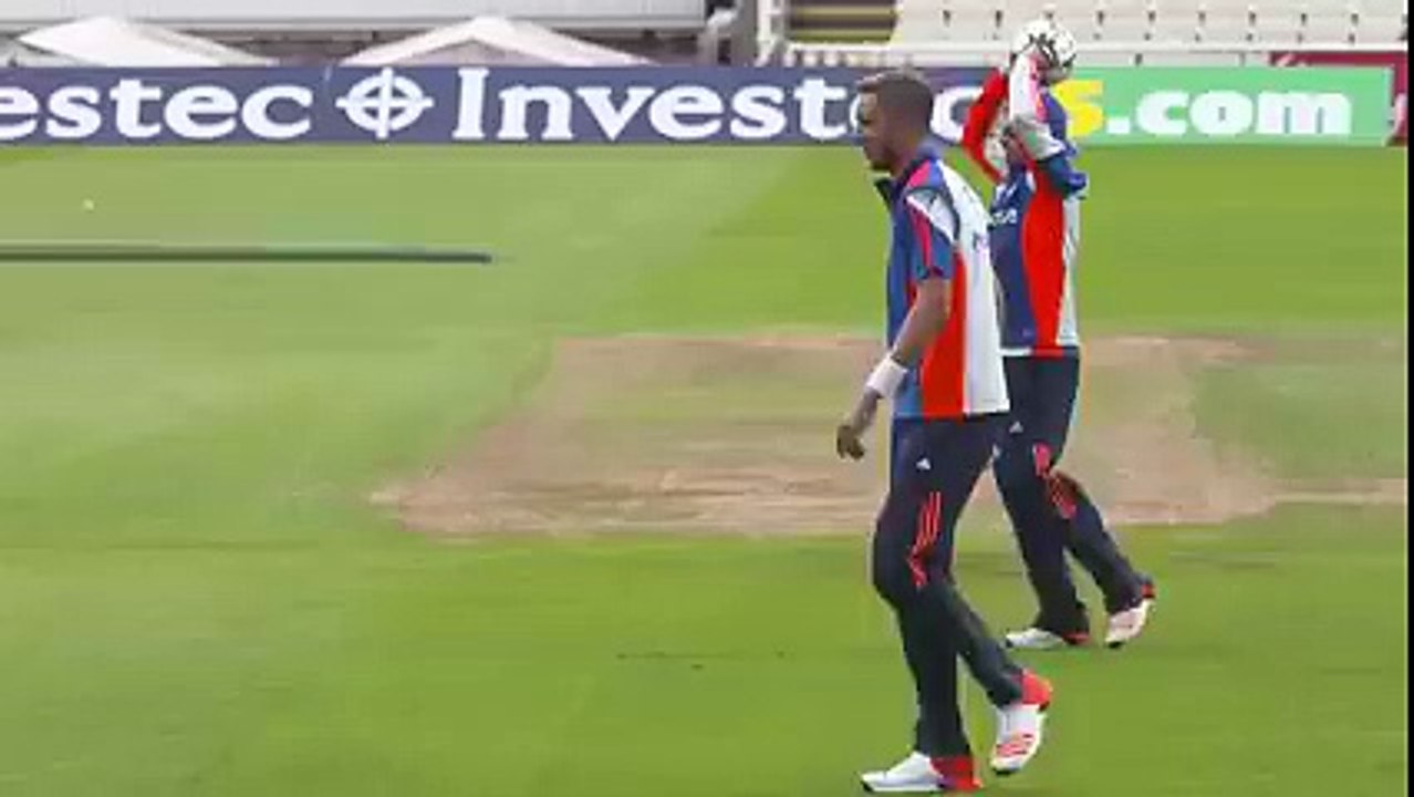 Joe root and Broad funny video