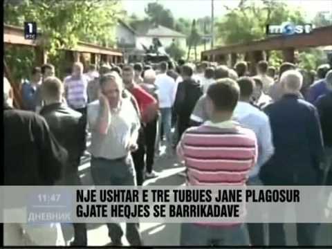 KFOR përplaset me serbet ne veri - Vizion Plus - News - Lajme