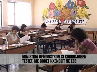 Korrigjimi i provimeve te letërsisë - Vizion Plus - News - Lajme