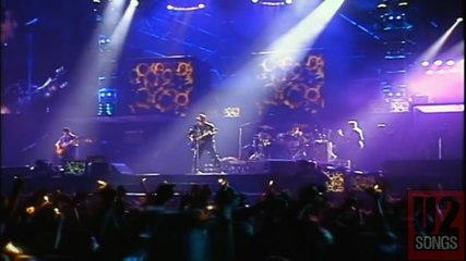 U2 ONE  [Bono em seus ouvidos]