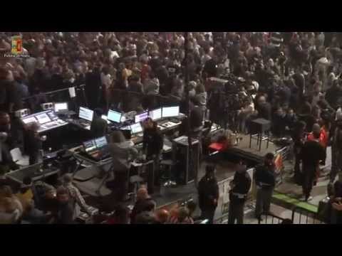 icaro Tv. Jovanotti a Rimini, i controlli delle forze dell'ordine (video Polizia)