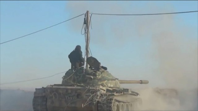 طائرات تركية تساند المعارضة في استعادة مواقع بريف حلب