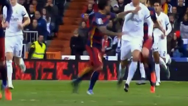 Cristiano Ronaldo vs Daniel Alves - Real Madrid vs Barcelona El Clasico 21-11-2015