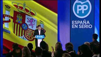 Rajoy presenta a sus candidatos y Sánchez descubre su programa