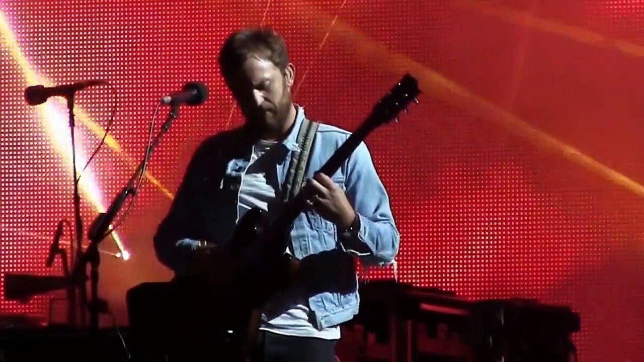 Kings of Leon Sex on Fire (720p) Live in Las Vegas on 9 27 14