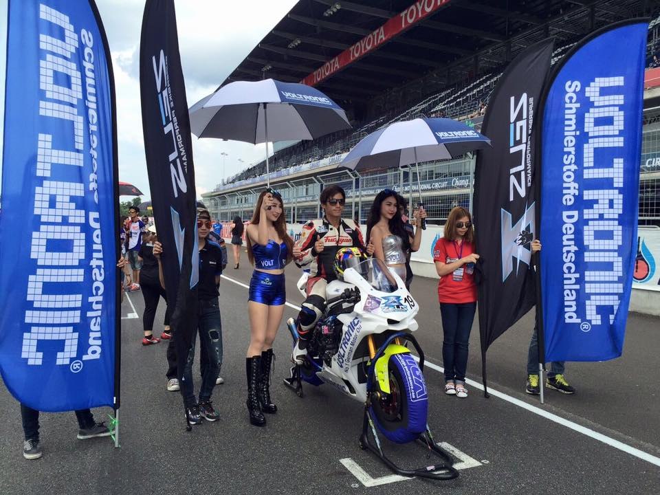 VOLTRONIC GranTurismo XM Racing Motor Oil Powered YAMAHA R1 at BRIC Superbike Championship 2015 - VOLTRONIC Thailand