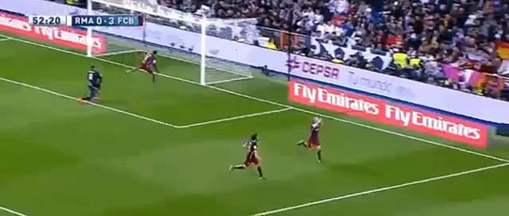 Iniesta Amazing goal 0:3 - Real Madrid CF vs FC Barcelona - 21/11/2015
