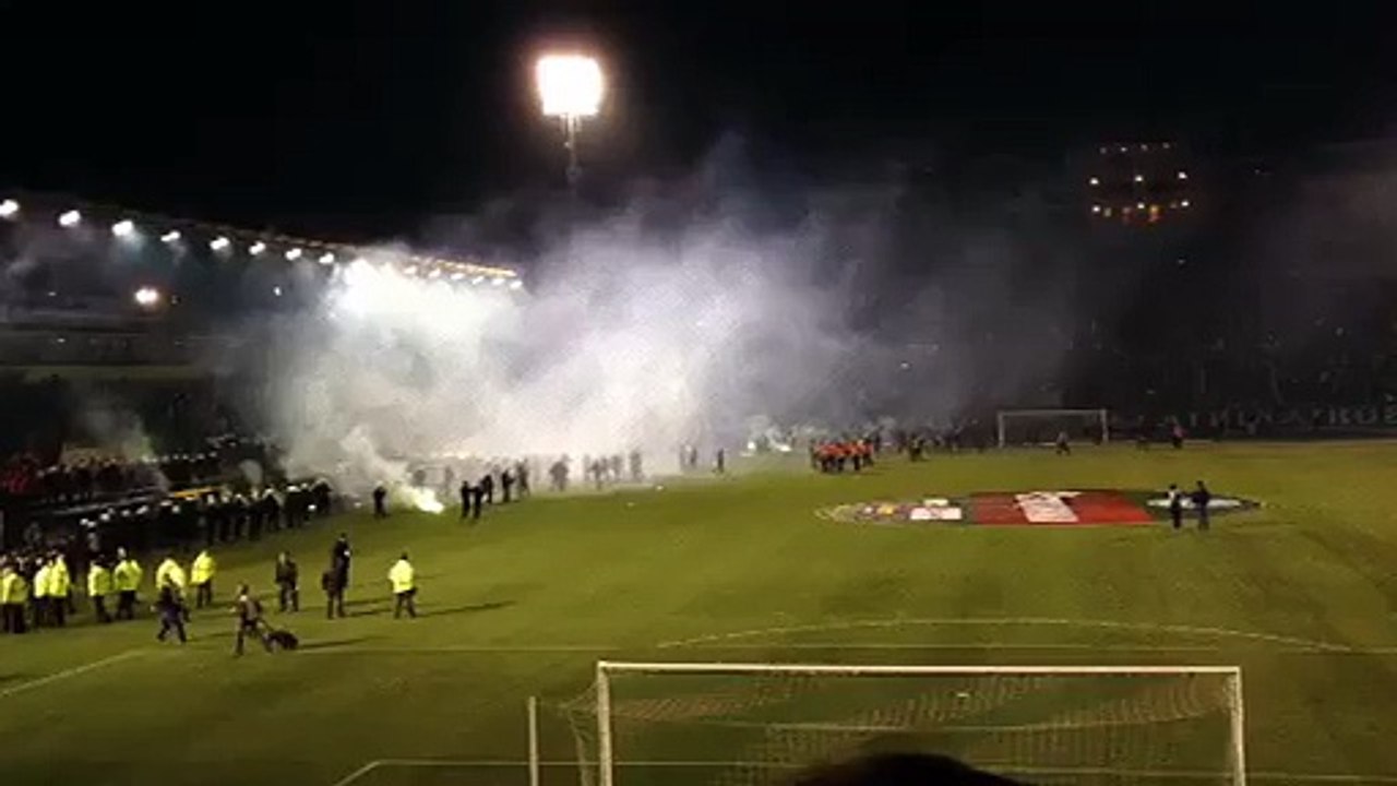 Πεδίο Μάχης η Λεωφόρος