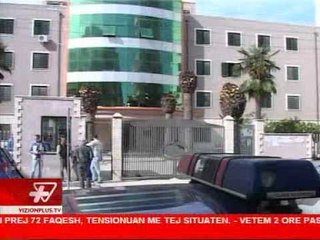 News Edition in Albanian Language - Vizion Plus - 2011 - October, 12 - 15:00