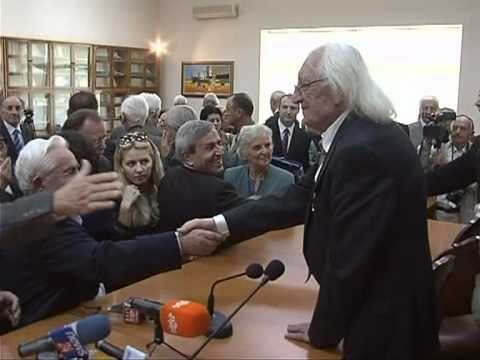 Dritero Agolli mbush 80 vjeç - Vizion Plus - News - Lajme